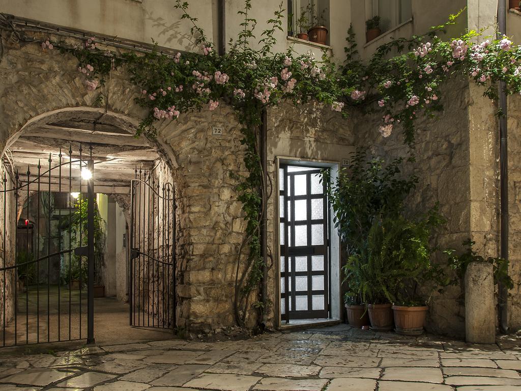 B&B La Corte Фонди Экстерьер фото